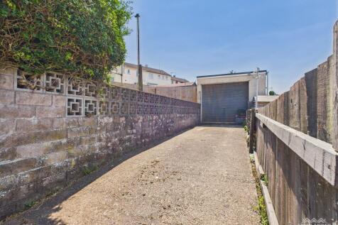 Driveway &#43; Garage
