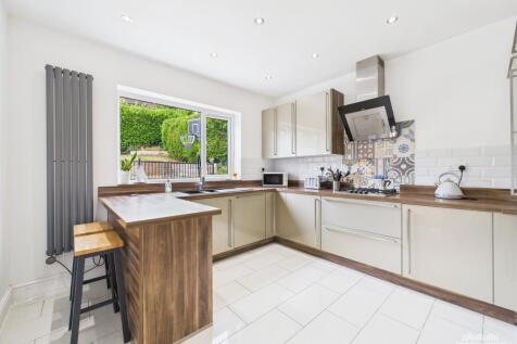 Kitchen 3