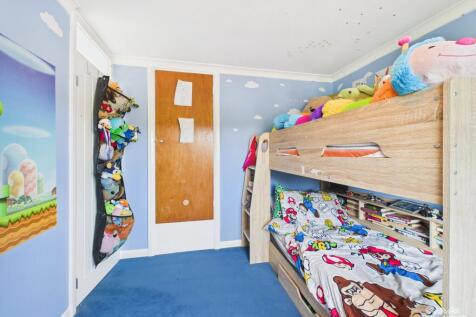 bedroom 2 a