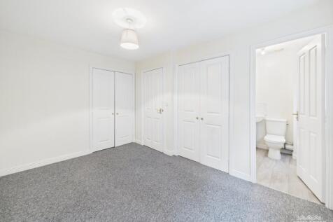 bedroom 1a