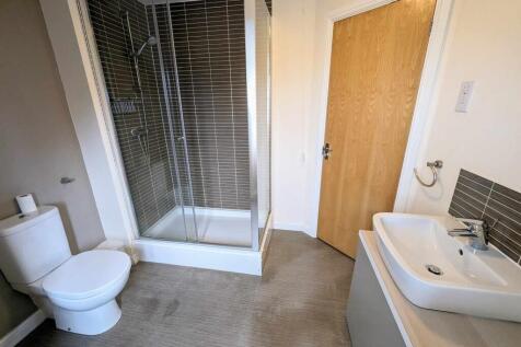 383789000_2953121032