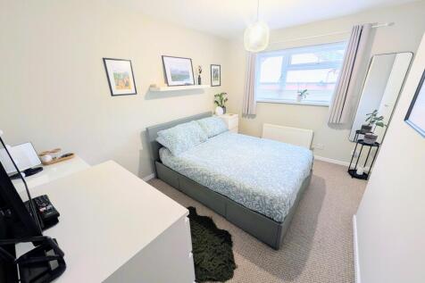 PXL_20251127_1309571