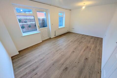 PXL_20251128_1500356