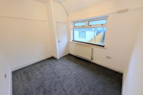 PXL_20251201_1256503