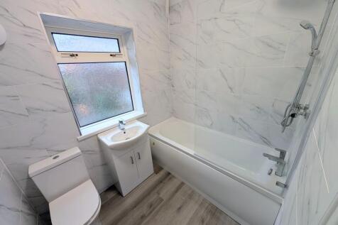 PXL_20251201_1256244