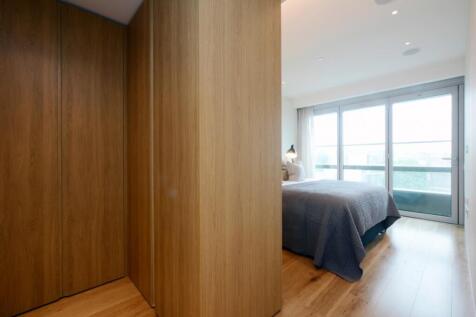 bedroom 1b