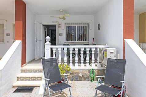 Front Tiled Garden