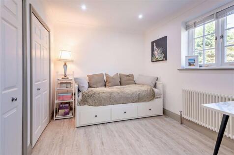 Bedroom/Study