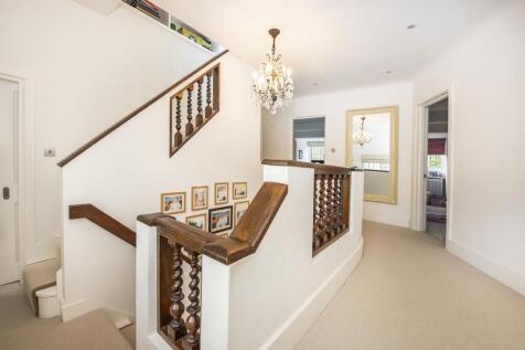 First floor landing