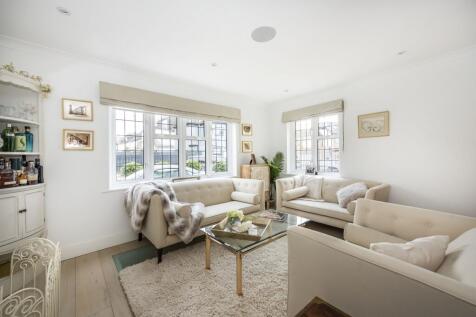 Front reception room