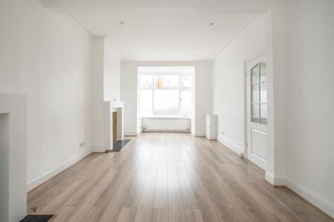 Front reception r...