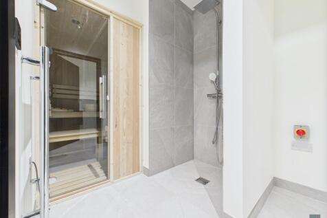 Sauna/Shower
