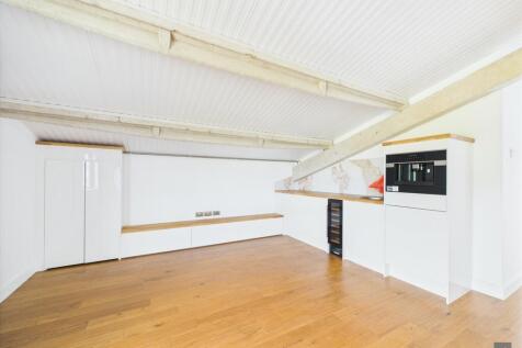 Kitchen Area (FF)