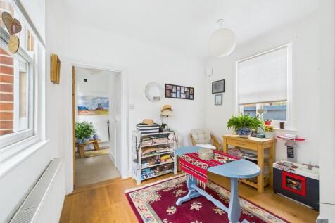 Inner Hall/Snug