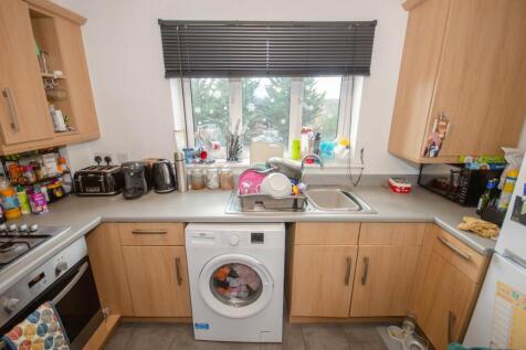 24 Kirkistown Close_Kitchen_Brown and Cockerill