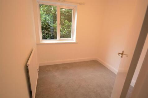 Bedroom 4.jpg