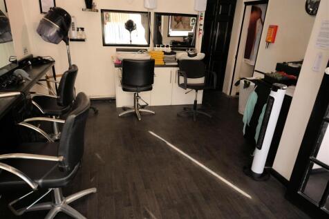 Salon 4.jpg