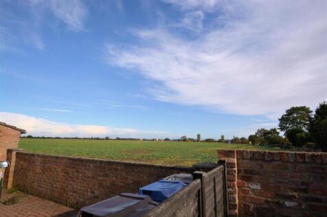 Cliffe open views.jpg