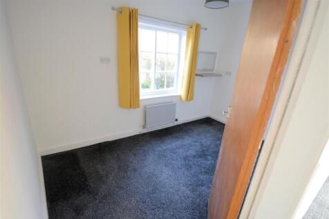 nEW sTREET bEDROOM.jpg