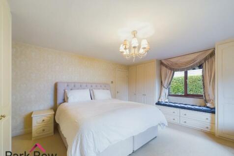 BEDROOM FIVE