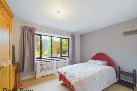 BEDROOM SIX