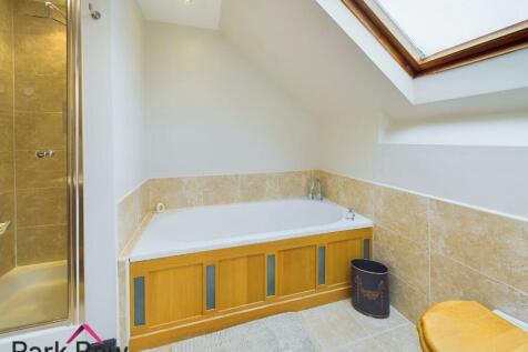 ENSUITE TO BEDROOM TWO