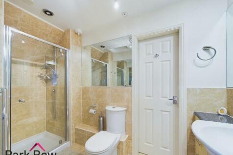 JACK &#39;N&#39; JILL BATHROOM