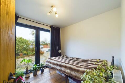 BEDROOM FIVE