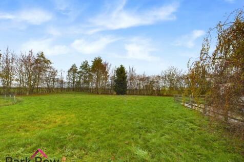 CAM03350G0-PR0186-STILL064.jpg