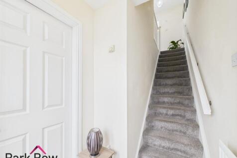 ENTRANCE PORCH