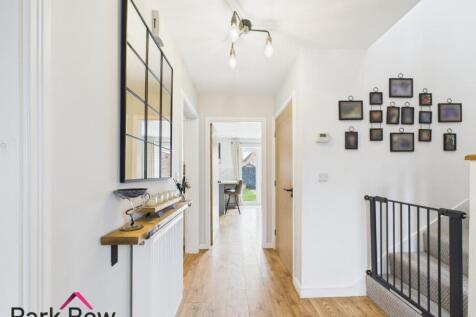 ENTRANCE HALLWAY