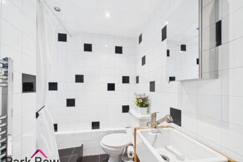 DOWNSTAIRS BATHROOM