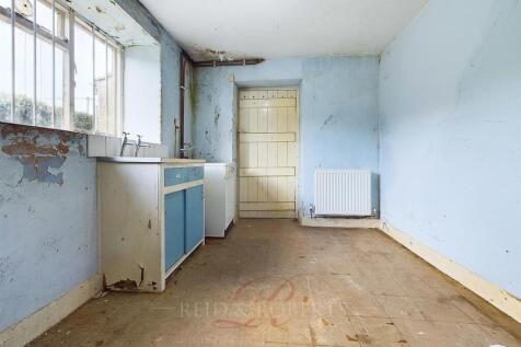 CAM04884G0-PR0025-STILL002.jpg