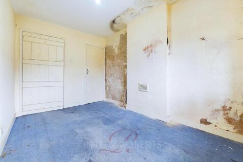 CAM04884G0-PR0025-STILL019.jpg