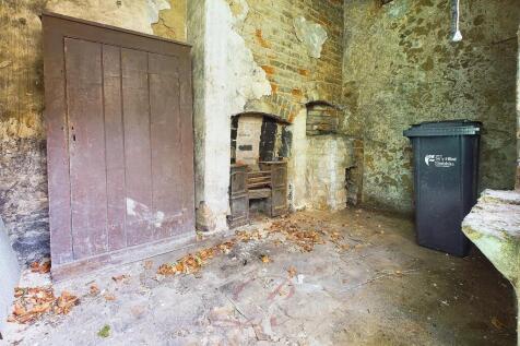 CAM04884G0-PR0025-STILL035.jpg
