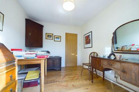 CAM04333G0-PR0027-STILL027.jpg
