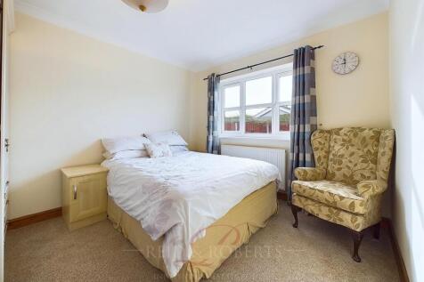 CAM04884G0-PR0017-STILL037.jpg