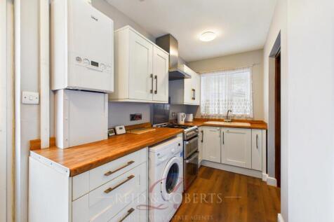 CAM04884G0-PR0070-STILL022.jpg