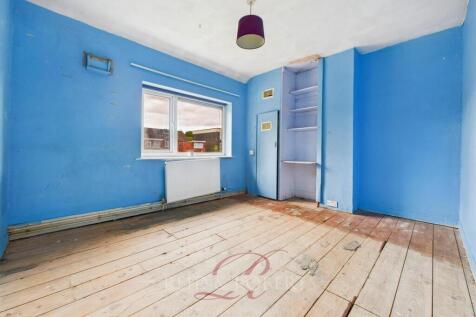 CAM04884G0-PR0083-STILL002.jpg