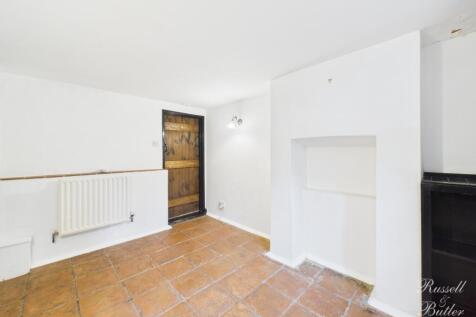 CAM02127G0-PR0339-STILL015