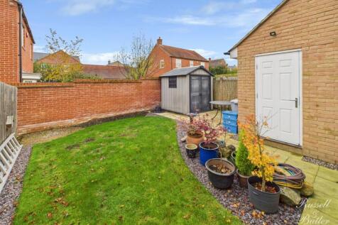 CAM01995G0-PR0382-STILL010