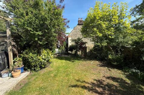 10a west gdn 6