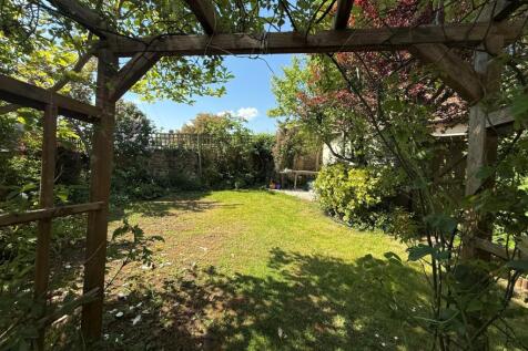 10a west gdn 5