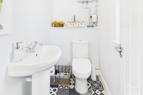 Garden Studio Salon WC