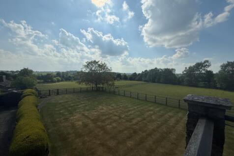 meadow view balcony view