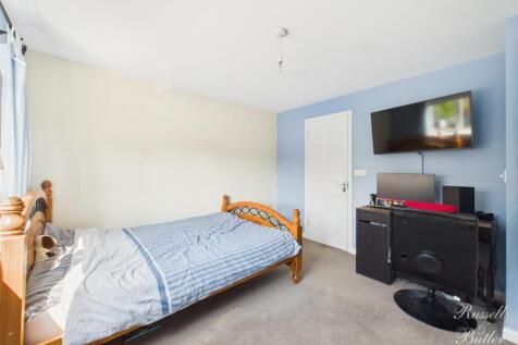 CAM02127G0-PR0300-STILL041
