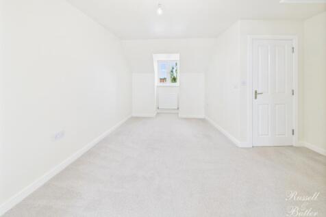 CAM01995G0-PR0330-STILL026