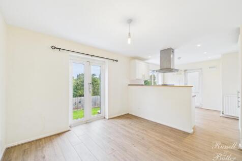 CAM01995G0-PR0378-STILL005