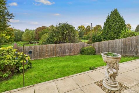 CAM01995G0-PR0378-STILL027