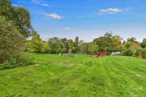 CAM01995G0-PR0378-STILL028